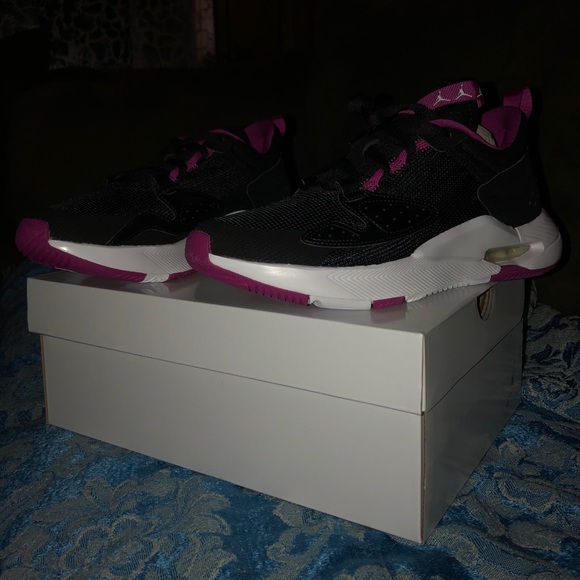 Jordan Air Cadence - Picture 2 of 4